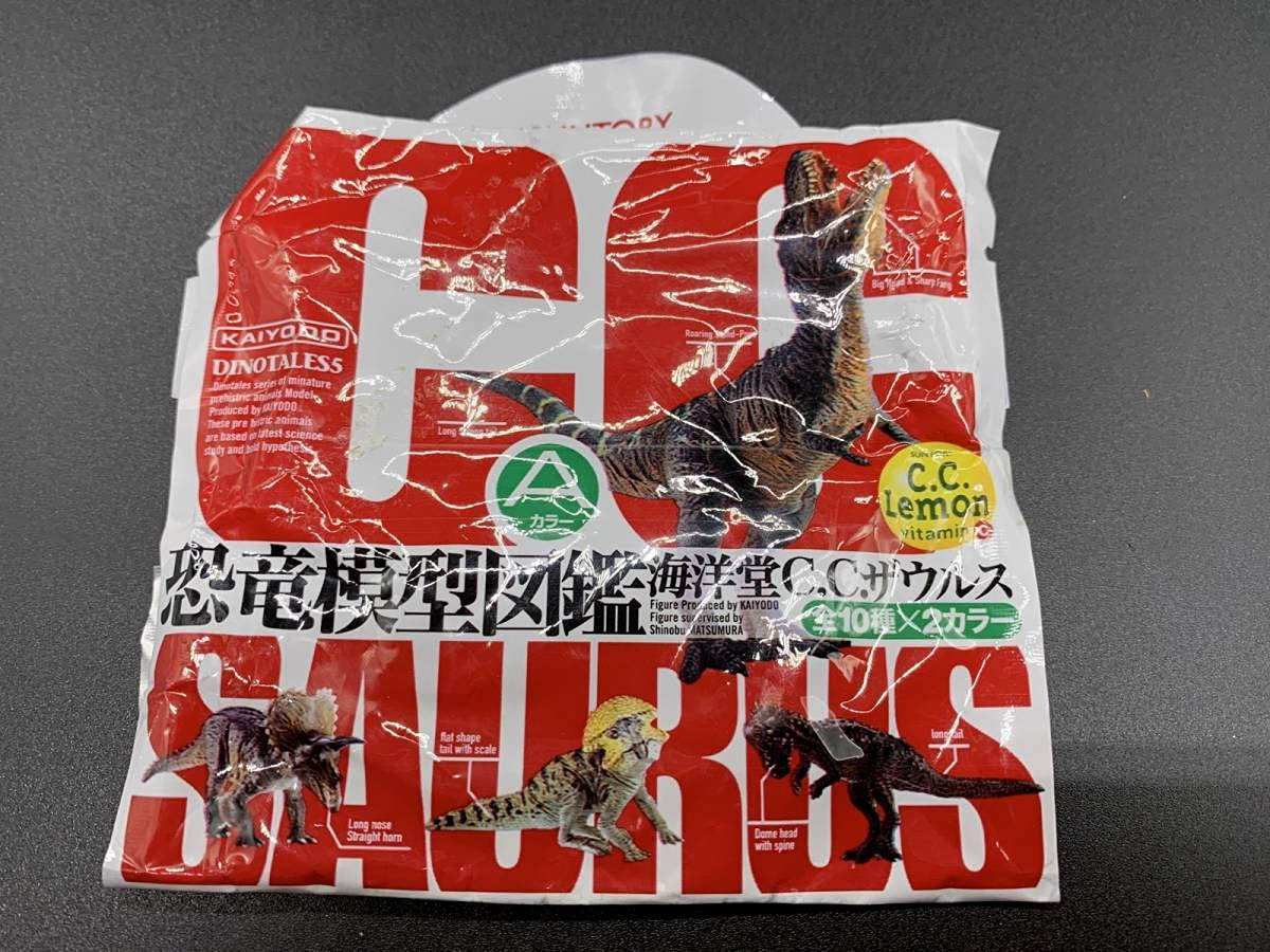 Amazon | 〓海洋堂〓ダイノテイルズ C.C.ザウルス 恐竜模型図鑑